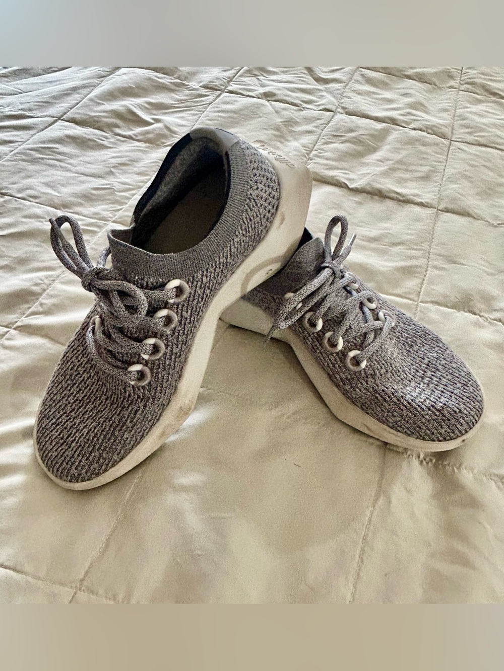 allbirds Women's Medium Grey Merino Wool Classic Lace-Up Sneakers Women’s Size 8